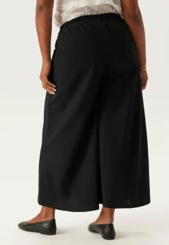 Ankle Soft Wide Leg Pants