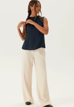 Awshanna Sl High Neck Top