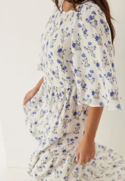 Butterfly Sleeve Maxi Dress