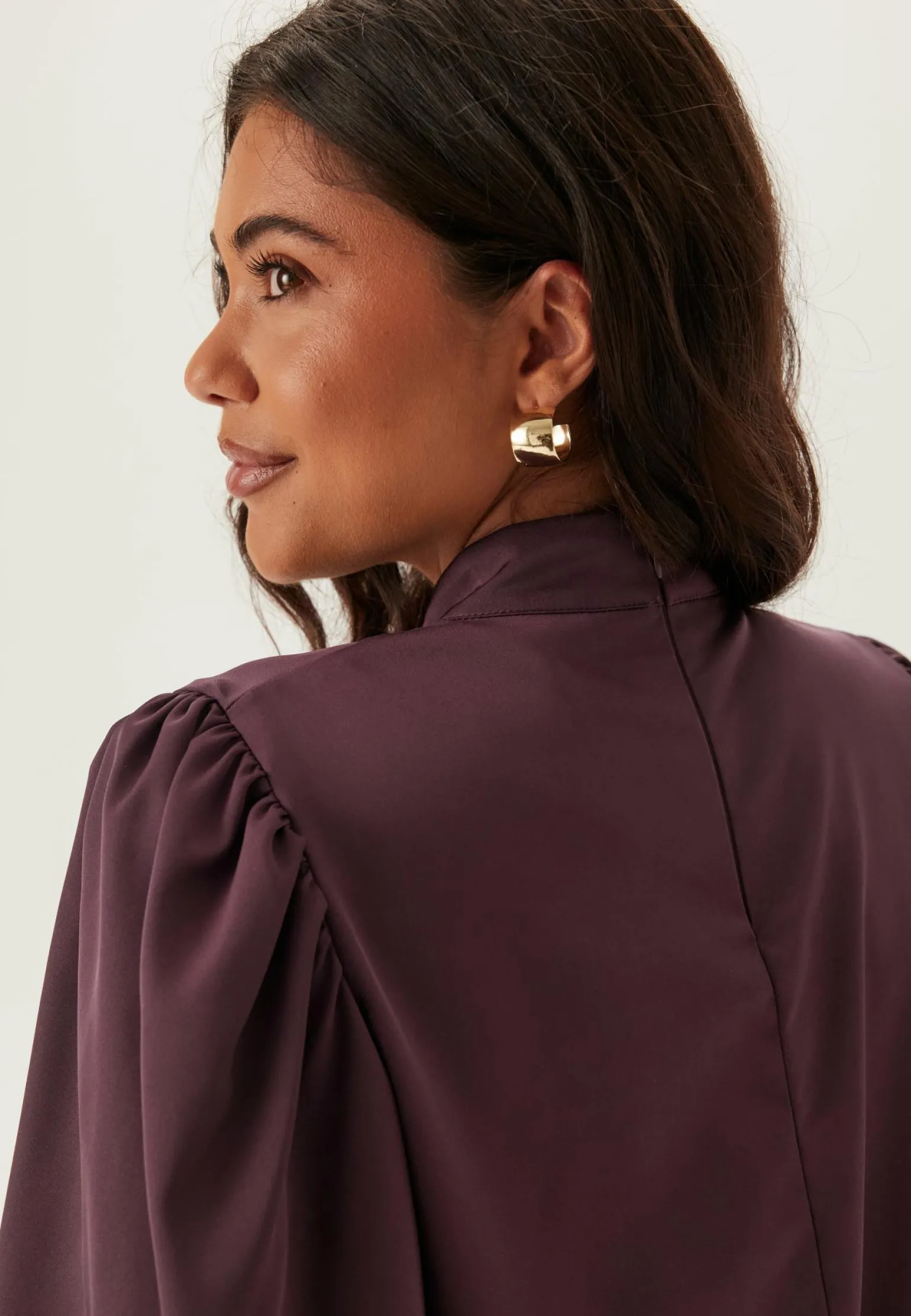 Chimney Collar Puff Sleeve Blouse