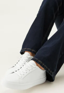 Cody Sneakers