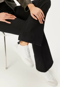 Cody Sneakers