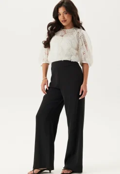 3D Flower Puff Sleeve Blouse