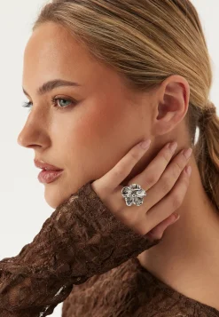 Daisy Ring