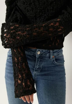 Drapy Lace Top