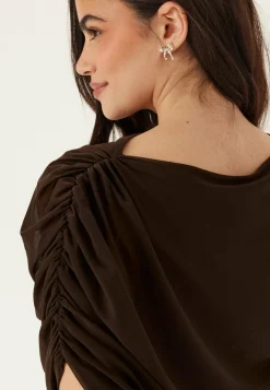 Drapy Mesh Cape Top