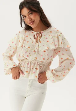 Flounce Blouse