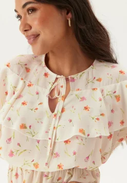 Flounce Blouse