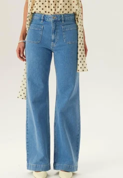 Front Pocket Jeans