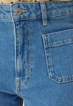 Front Pocket Jeans