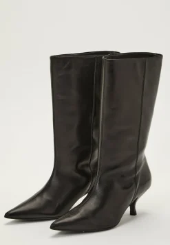 Heeled Mid Knee Leather Boot
