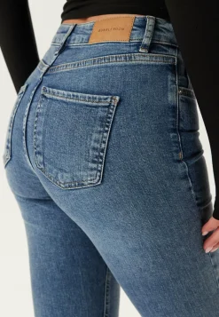 High Flare Jeans