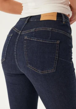 High Push Up Superstretch Jeans