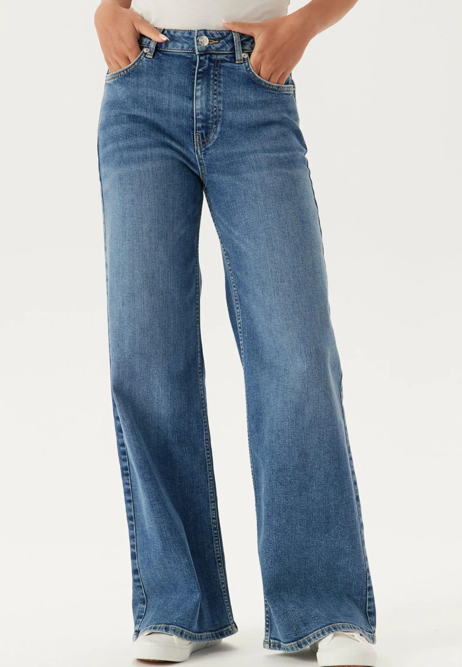 High Wide Jeans