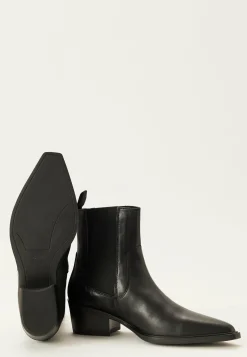 Kelsey Heel Classic Leather Boots
