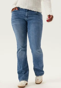 Low Bootcut Flap Jeans
