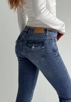 Low Bootcut Flap Jeans
