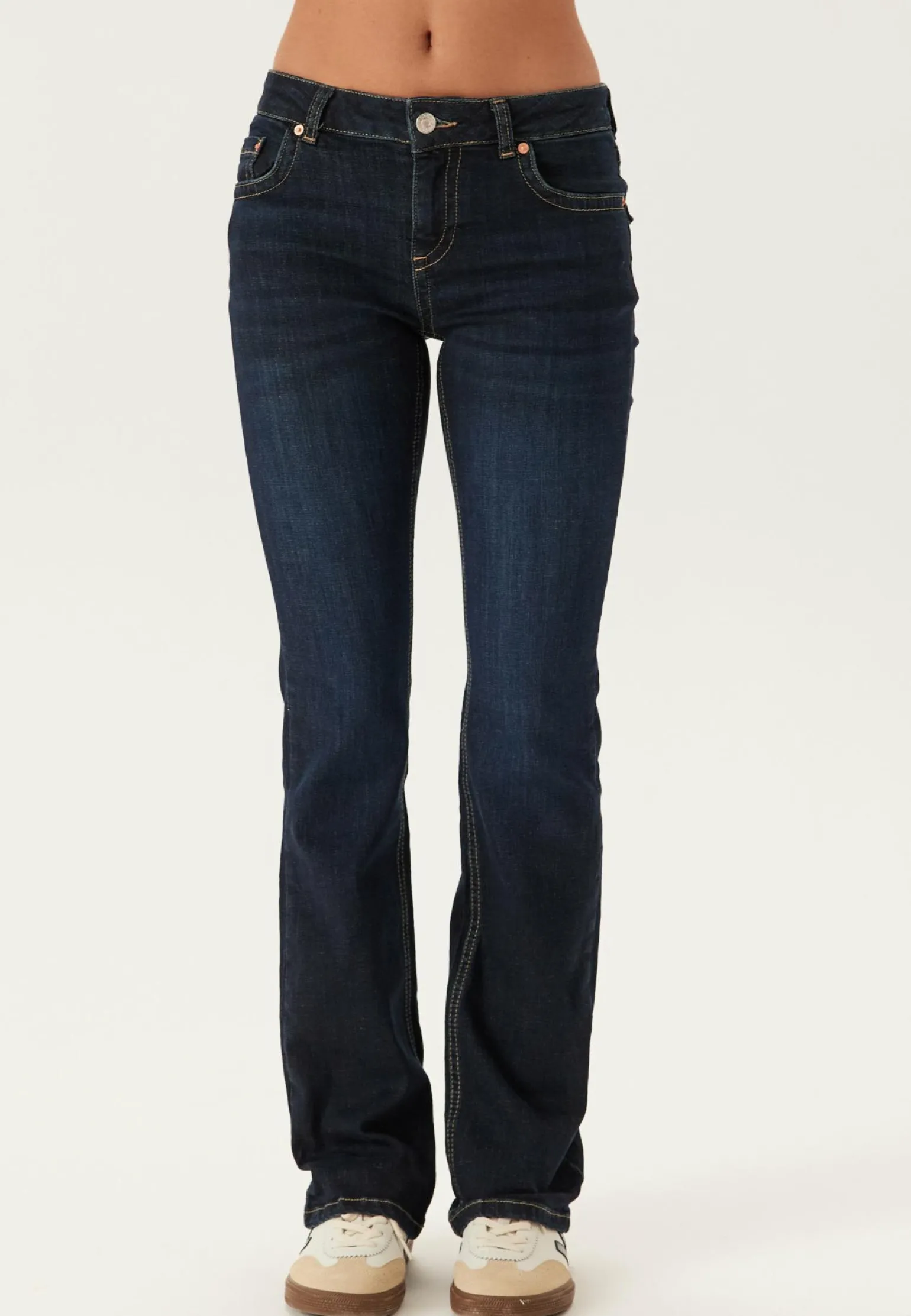 Low Bootcut Flap Jeans