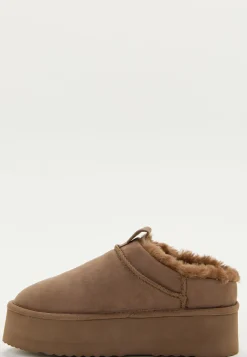 Low Platform Slip-on