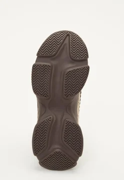Mac-E Sneaker