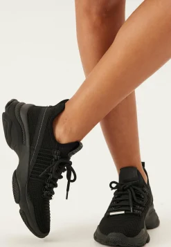 Mac-E Sneaker