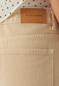 Mid Wide Jeans