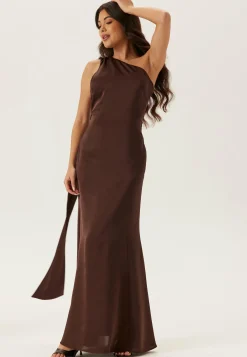 One Shoulder Scarf Satin Gown