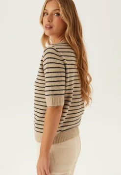 Onlchester Life Ss Stripe Card