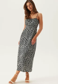 Onlnelly Life Alexa Midi Dress