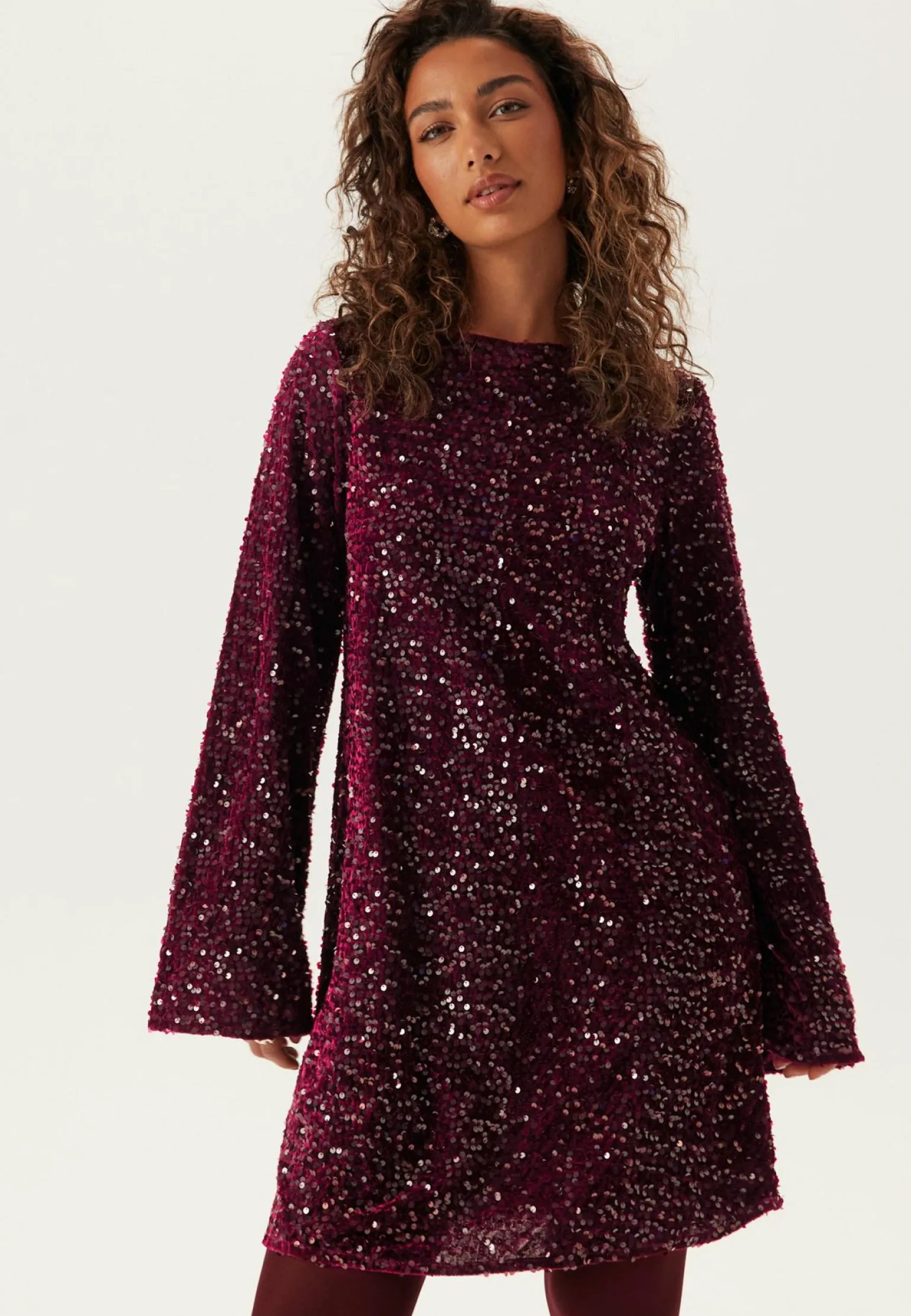 Pckam Ls Deep Back Bow Dress