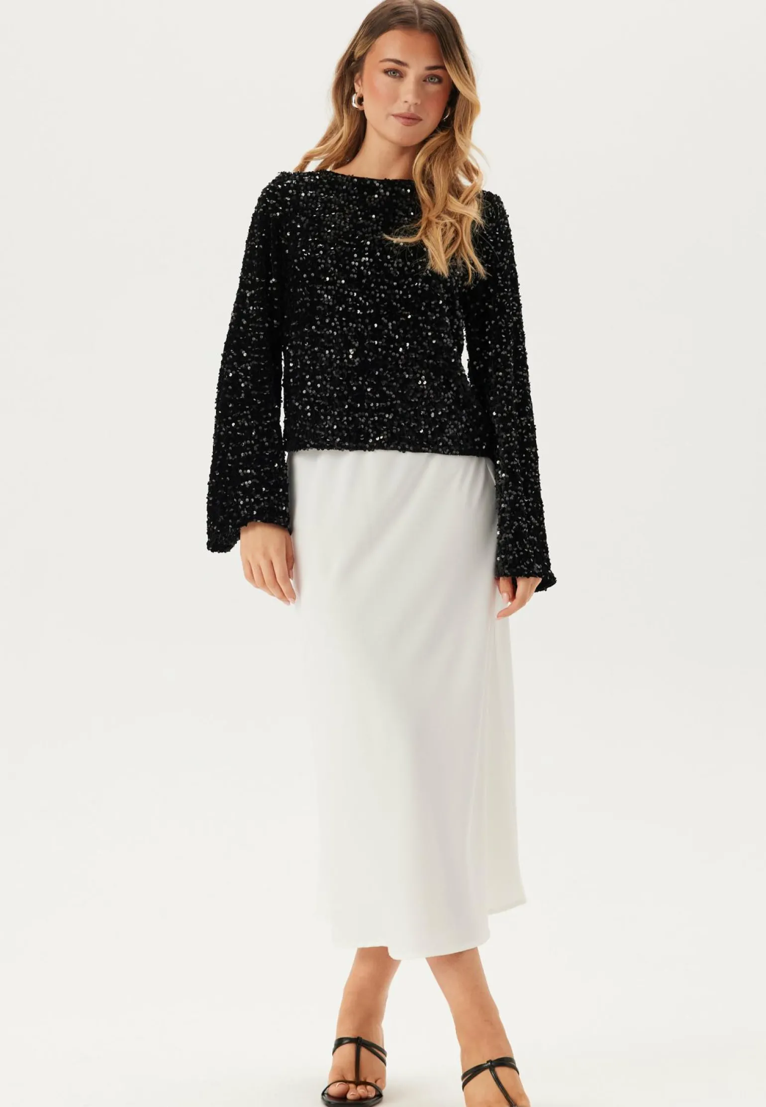 Pckam Ls Deep Back Bow Top