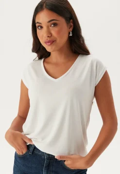 Pckamala Tee