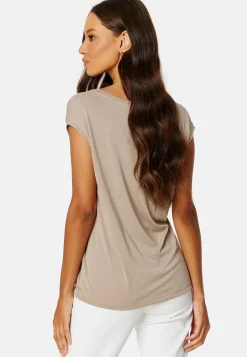 Pckamala Tee