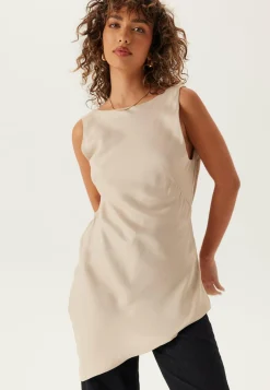 Remake Low Back Asymmetric Top