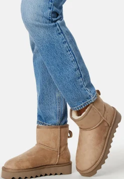 Short Boots
