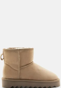 Short Boots