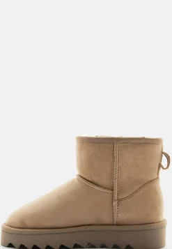 Short Boots