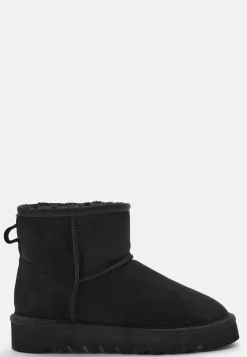 Short Boots