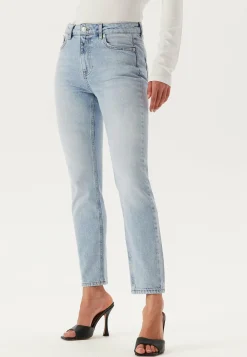 Slim Ankle Jeans