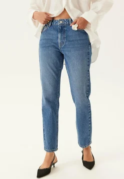 Slim Ankle Jeans