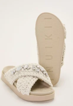 Slipper Woven Stones