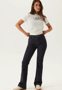 Ss Fitted Script Calvin Klein Te