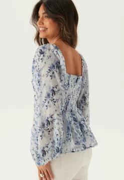 Twist Detail Blouse