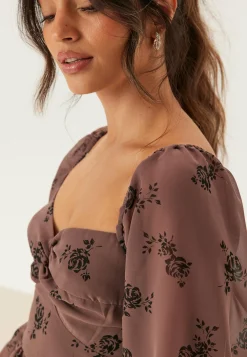 Twist Detail Blouse