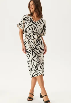 Viclo V-neck 2/4 MIDI DRESS M
