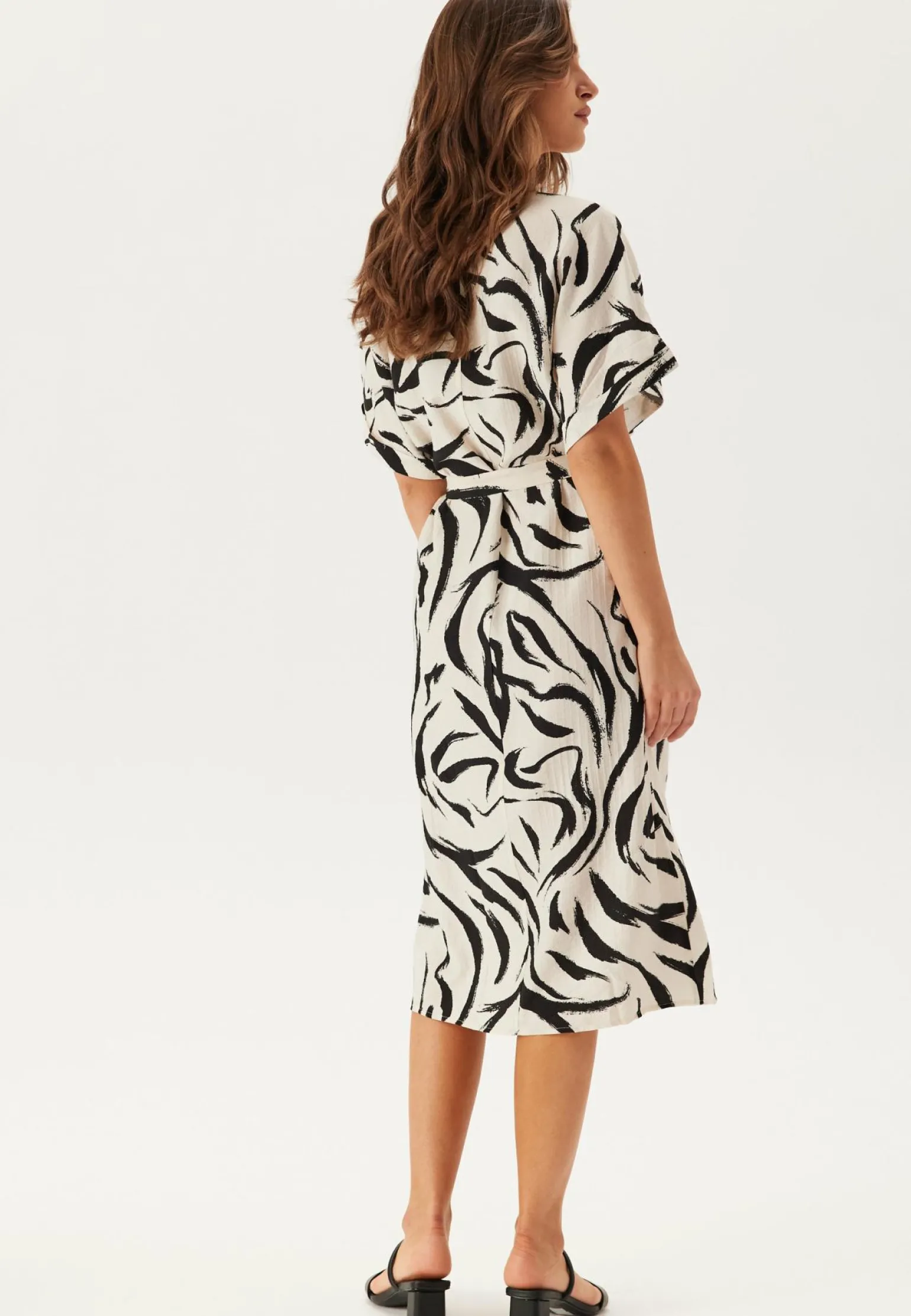 Viclo V-neck 2/4 MIDI DRESS M