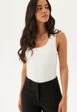 Vikenza U-neck S/L TANK TOP RE