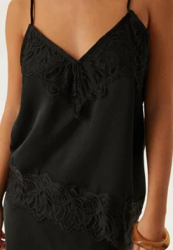 Vilea Strap Top