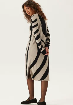 Vitif Crewneck Knit Midi Dress