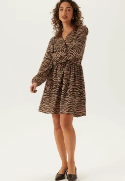 V-neck Button Short Dress